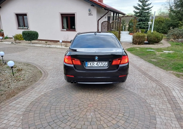 BMW Seria 5 cena 45900 przebieg: 239800, rok produkcji 2011 z Krynki małe 137